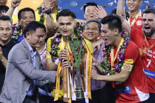 Patrik Lê Giang: 'Lá chắn thép' đưa Công an TP.HCM lên ngôi vô địch Cúp Quốc gia