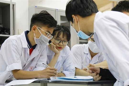 Học liên thông, trường hợp nào được giảm học phí?