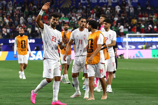 Iran 2-2 New Zealand: "Team Melli" đánh rơi chiến thắng vì những sai lầm hệ thống