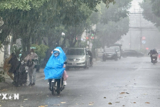 Thời tiết ngày 16/6: Bắc Bộ tiếp tục mưa to, nhiều vùng biển có dông lốc
