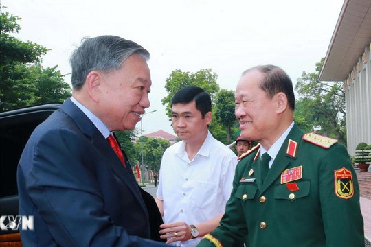 Khai mạc trọng thể Đại hội đại biểu toàn quốc Hội Cựu chiến binh Việt Nam lần 8