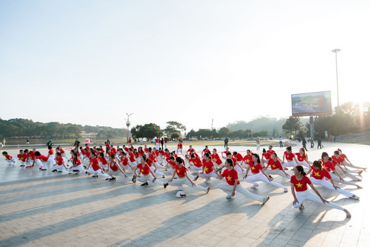 Phan Thiet Yoga: From Community Movement to Professional Aspirations