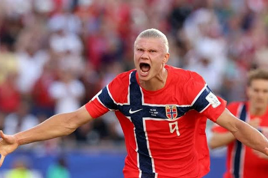 Erling Haaland lập kỷ lục lạ lùng trong ngày ra mắt World Cup rực rỡ