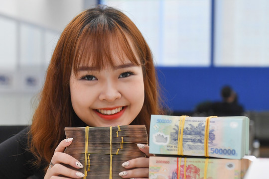 Lãi suất ngân hàng ngày 18/06: Saigonbank tăng thêm 0,5%, vượt mốc 7,2%/năm
