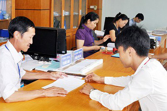 Căn cứ xác định đối tượng được khoán công tác phí theo tháng