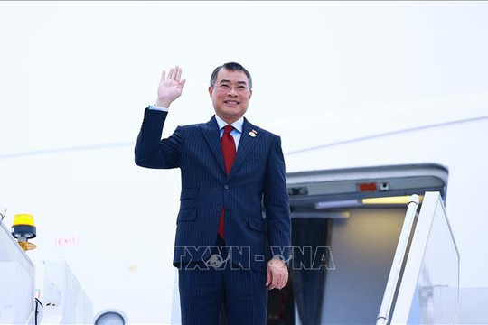 Thủ tướng kết thúc chuyến tham dự Hội nghị Cấp cao Kỷ niệm 35 năm quan hệ ASEAN - Nga