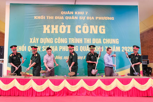 Khởi công nâng cấp đường từ Cửa khẩu Đắk Peur đến chốt dân quân xã Thuận An
