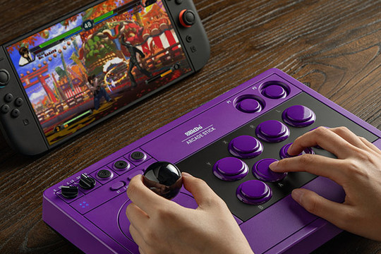 8BitDo làm mới Arcade Stick sau 5 năm với phiên bản màu tím hỗ trợ Nintendo Switch 2