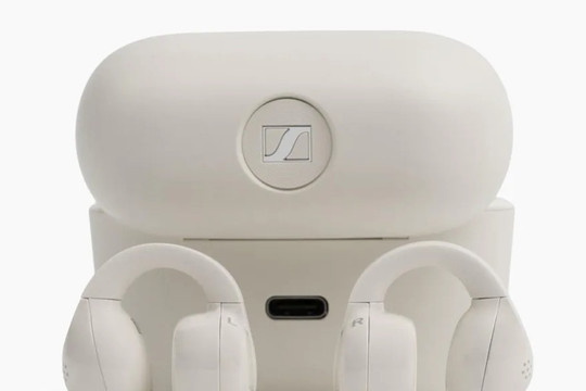 Sennheiser ra mắt Accentum Clip: Tai nghe open-ear hỗ trợ LDAC và thời lượng pin 36 giờ