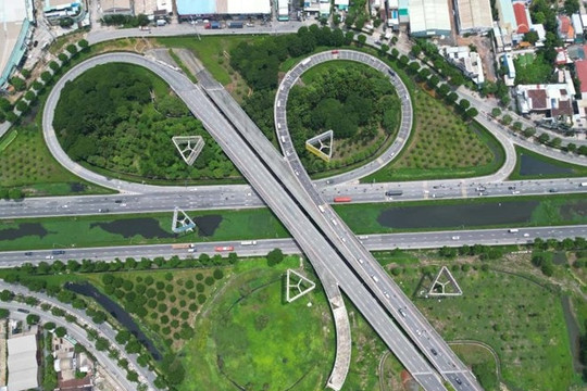 TP.HCM đầu tư hơn 23.600 tỷ đồng xây 2 tuyến đường kết nối Tây Ninh