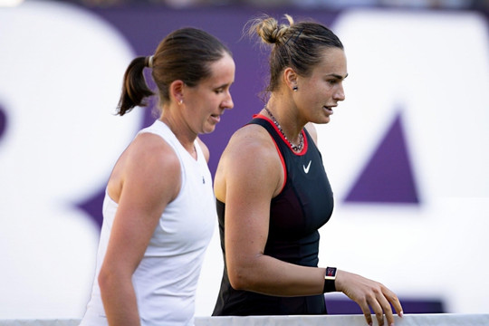 Aryna Sabalenka ngược dòng kịch tính 2-1 trước hiện tượng Bartunkova tại Berlin Open 2026