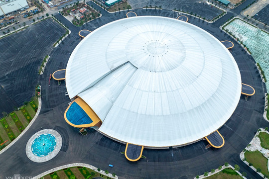 Nhà triển lãm Kim Quy tại Hà Nội: Kỳ tích mái vòm thép 105.000m2 lớn nhất thế giới