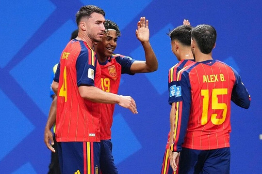 Tây Ban Nha đại thắng 4-0: Lamine Yamal rực sáng, ĐT Bỉ bên bờ vực bị loại