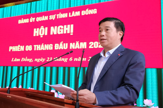 Bí thư Tỉnh ủy Lâm Đồng Y Thanh Hà Niê Kđăm dự Hội nghị Đảng ủy Quân sự tỉnh 6 tháng đầu năm 2026