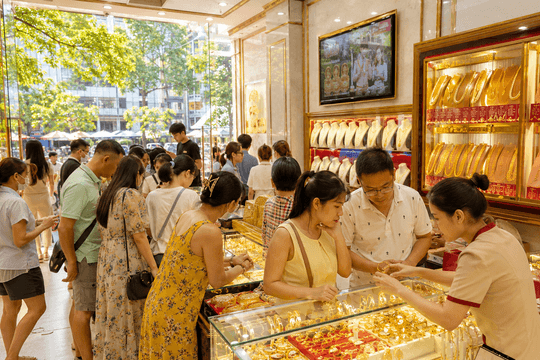 Cập nhật giá vàng hôm nay 24/6/2026: Giá vàng 9999, nhẫn trơn BTMC DOJI Phú Quý thứ Tư