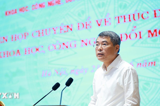 Thủ tướng: Tập trung nguồn lực cho sản phẩm chiến lược có khả năng dẫn dắt