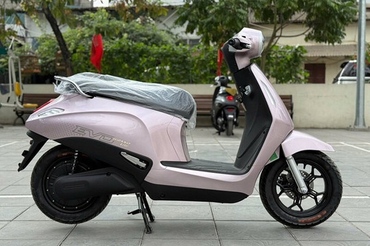 VinFast Evo Grand Lite: Xe máy điện pin kép giảm giá còn 16,7 triệu đồng