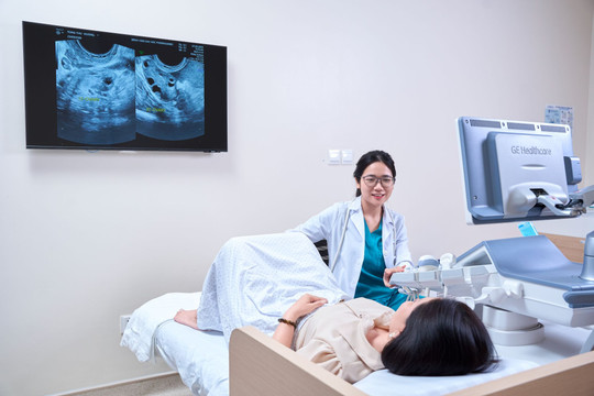 Niêm mạc tử cung dày là sắp có kinh hay dấu hiệu cảnh báo sức khỏe sinh sản?