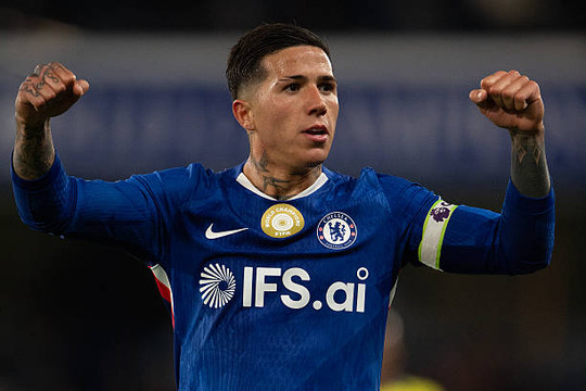 Real Madrid đàm phán chiêu mộ Enzo Fernandez, Arsenal quyết tâm nổ bom tấn Julian Alvarez