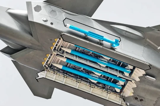 Phân tích tên lửa PL-16: Vũ khí giúp tiêm kích J-20 của Trung Quốc tăng hỏa lực