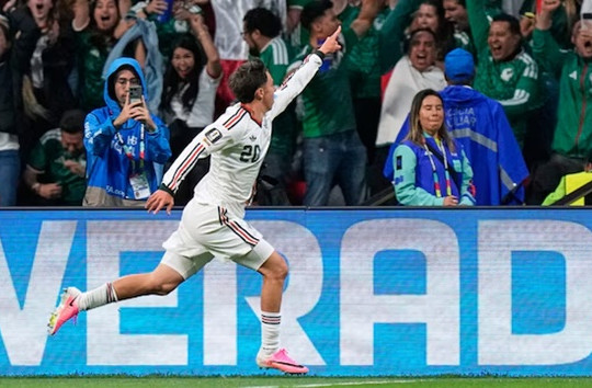 Mexico đè bẹp CH Séc 3-0: Đêm lịch sử của Ochoa và sức mạnh tuyệt đối của El Tricolor