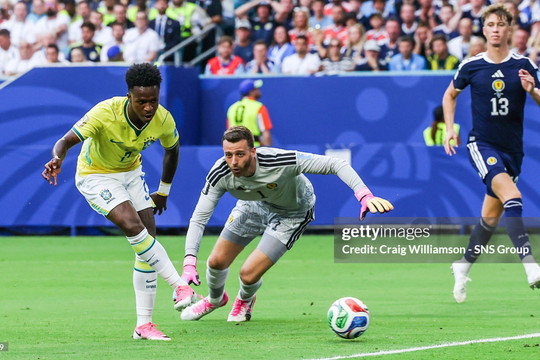 Brazil 3-0 Scotland: Vinicius lập cú đúp, Selecao hiên ngang vào vòng knock-out