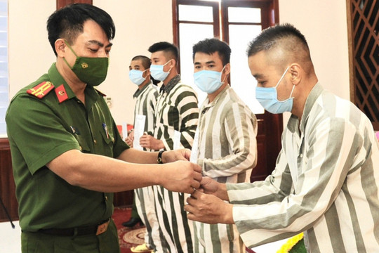 Quy định điều kiện, tiêu chuẩn khen thưởng phạm nhân; tổ, đội phạm nhân