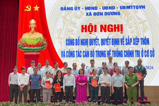 Xã Đơn Dương công bố nghị quyết sắp xếp thôn
