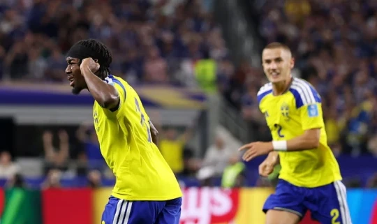Nhật Bản hòa Thụy Điển 1-1: Siêu phẩm của Elanga và cuộc hẹn với Brazil tại vòng 32 đội