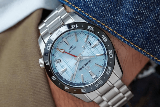 Grand Seiko SBGE317: Sự kết hợp giữa bộ máy Spring Drive 9R66 và cảm hứng kiến trúc Shinjuku
