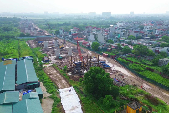 Tiến độ cầu Trần Hưng Đạo: Lộ diện 5 trụ chính sau 8 tháng thi công