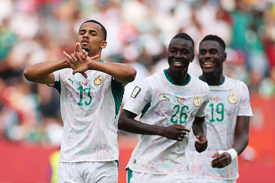 Senegal thiết lập kỷ lục lịch sử bóng đá châu Phi sau màn hủy diệt Iraq 5-0