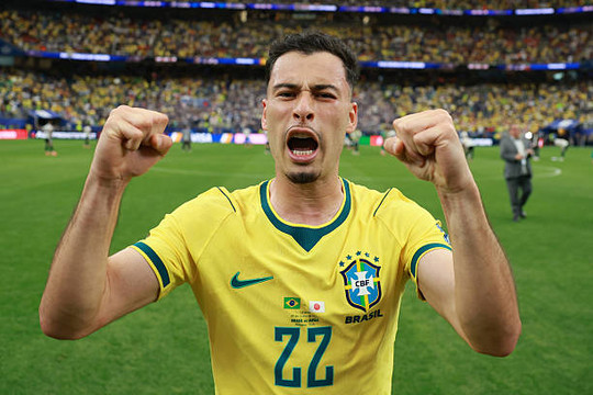 Brazil 2-1 Nhật Bản: Martinelli ghi bàn phút cuối đưa Selecao vào vòng 16 đội