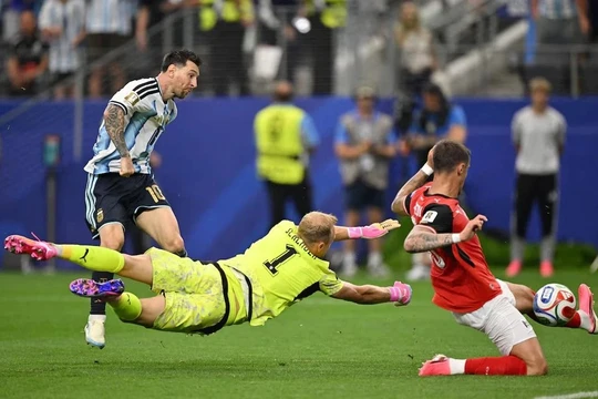 Chiến dịch Operation Offsides: Cách giới chức Mỹ xóa sổ hàng trăm website lậu World Cup 2026