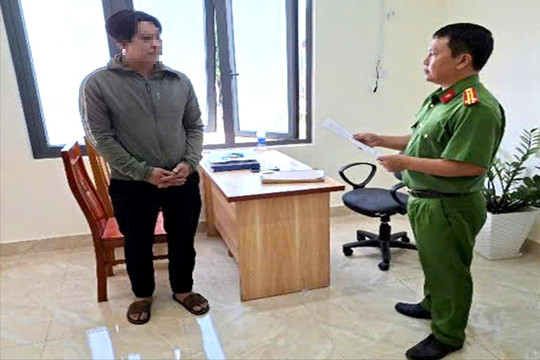 Thuê ô tô rồi mang đi cầm cố, một thanh niên bị khởi tố