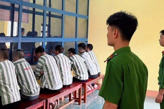 Quy định chế độ gặp của phạm nhân áp dụng từ 1/7