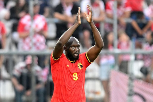 Napoli định giá Romelu Lukaku 10 triệu euro để né chia tiền cho Chelsea