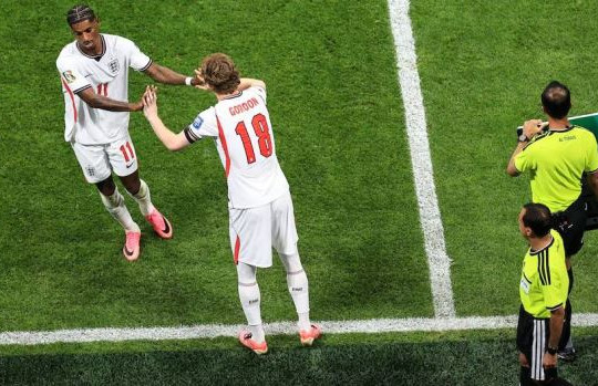 Tuyển Anh ngược dòng vào vòng 16 đội World Cup 2026: Dấu ấn chiến thuật của Thomas Tuchel