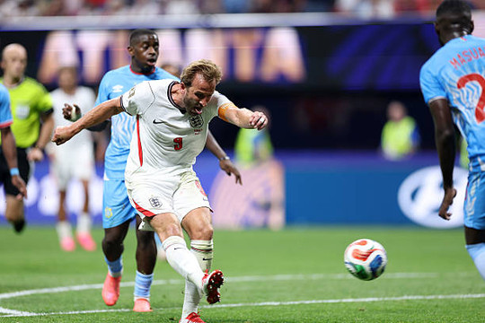 Harry Kane rực sáng giúp tuyển Anh ngược dòng nhọc nhằn trước CHDC Congo