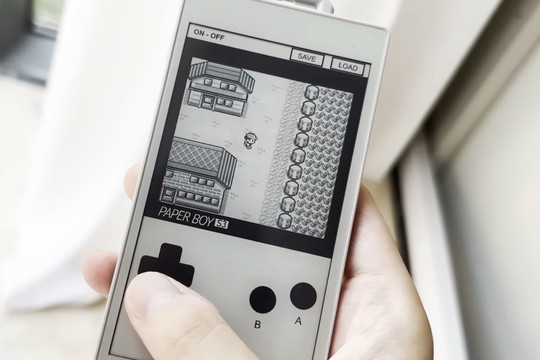 Paper Boy S3: Bước tiến mới đưa trải nghiệm Game Boy lên màn hình E Ink