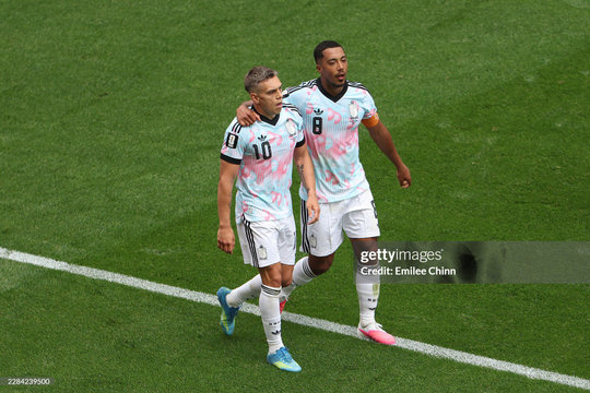 Youri Tielemans và màn ngược dòng nghẹt thở của ĐT Bỉ: Từ suýt ẩu đả đến người hùng phút 120+5