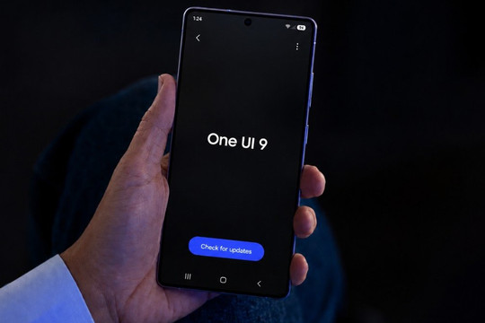 Samsung tăng tốc thử nghiệm One UI 9.0: Loạt mẫu Galaxy A giá rẻ bất ngờ xuất hiện