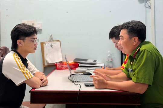 Người dân phường Phước Hội trả lại 4,5 tỷ đồng chuyển khoản nhầm