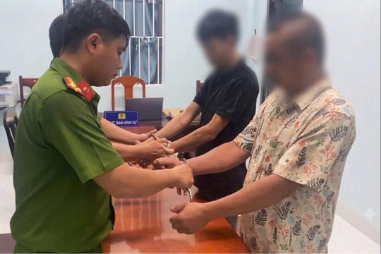 Bắt quả tang đối tượng cá độ bóng đá tại Hàm Thuận Bắc