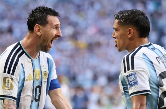 Argentina 3-2 Cape Verde: Messi rực sáng trong màn rượt đuổi kịch tính để hẹn Salah tại vòng 1/8