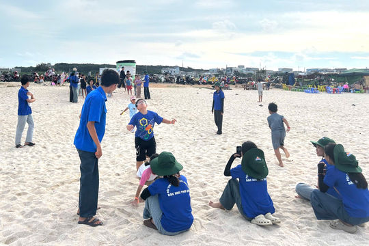 Mùa hè ý nghĩa của trẻ em đặc khu Phú Quý