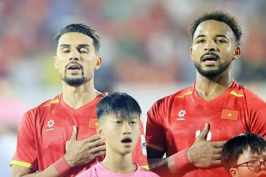 Mũi đinh ba Brazil của tuyển Việt Nam: Liều thuốc giải hay canh bạc của ông Kim Sang Sik?