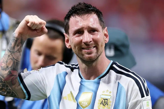 Messi và sự chuộc lỗi vĩ đại: Từ 'tội đồ' đến người hùng đưa Argentina vượt qua Ai Cập