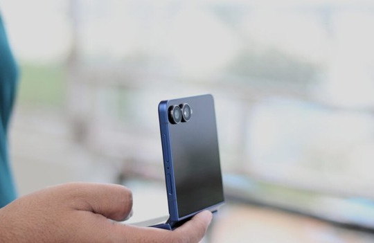 Galaxy Z Flip 8 dự kiến ra mắt và vai trò của màn hình ngoài