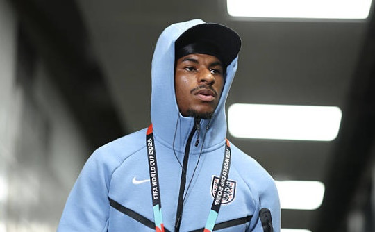 MU sẵn sàng chia tay Marcus Rashford, Juventus đàm phán mua Emiliano Martinez